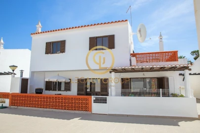 Moradia T3 para Venda em Albufeira e Olhos de Água