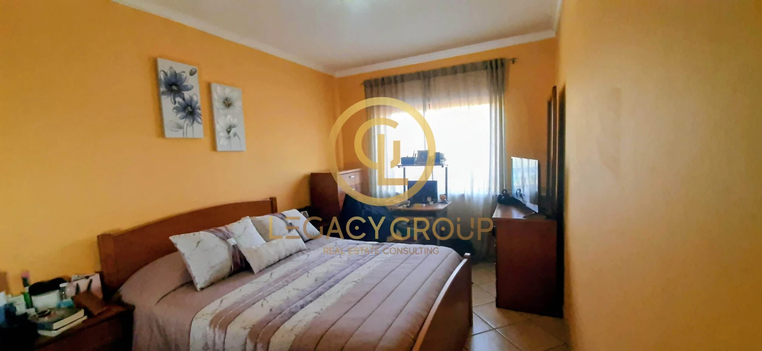 Apartamento T2 para Venda em Vila Real de Santo Antonio Foto 18