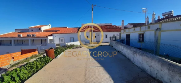Moradia T1 para Venda em Alcoutim e Pereiro