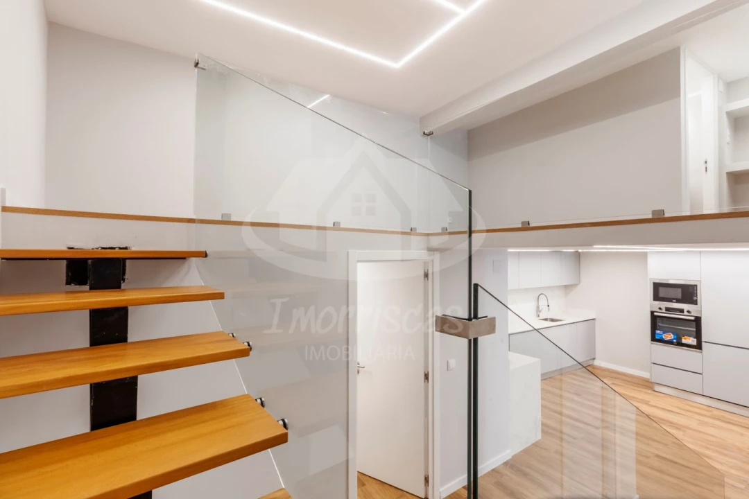 Apartamento T3 para Venda em Camarate, Unhos e Apelação Foto 15