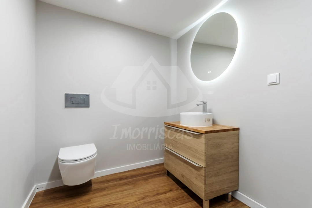 Apartamento T3 para Venda em Camarate, Unhos e Apelação Foto 40