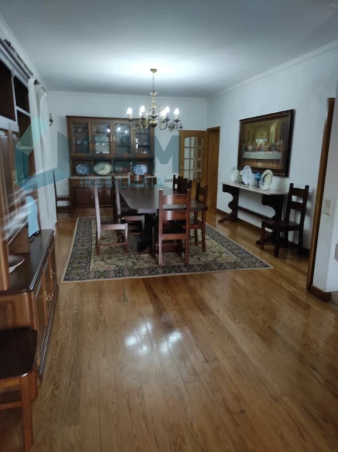 Quinta T9 para Venda em Macieira da Lixa e Caramos