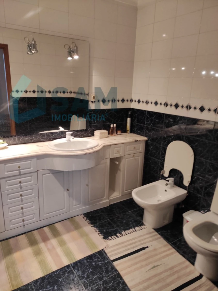 Quinta T9 para Venda em Macieira da Lixa e Caramos Foto 10