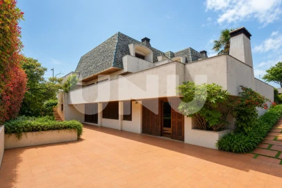 Moradia T6 para Venda em São João da Madeira