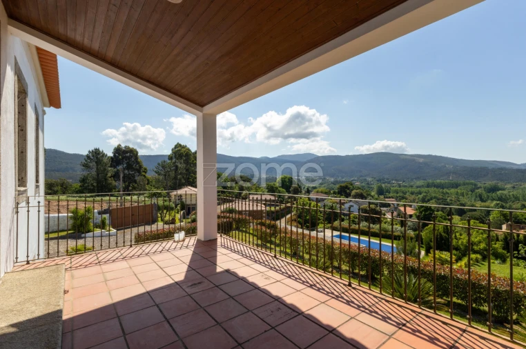 Quinta T12 para Venda em Vilar de Mouros Foto 18
