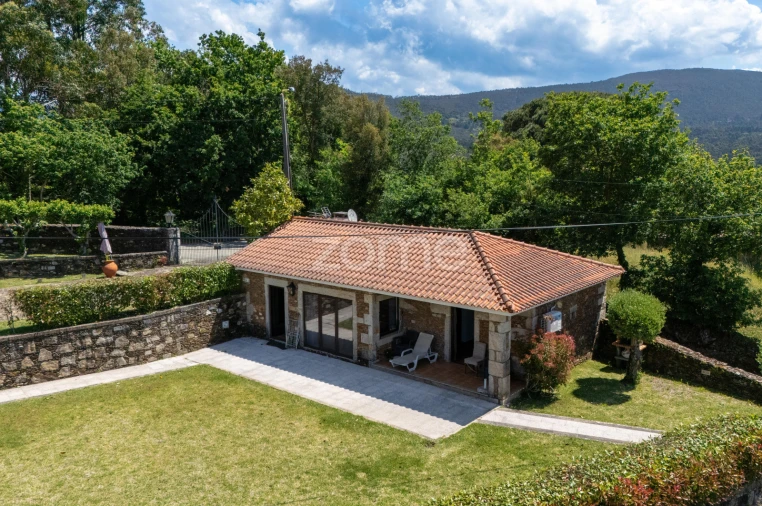 Quinta T12 para Venda em Vilar de Mouros Foto 6