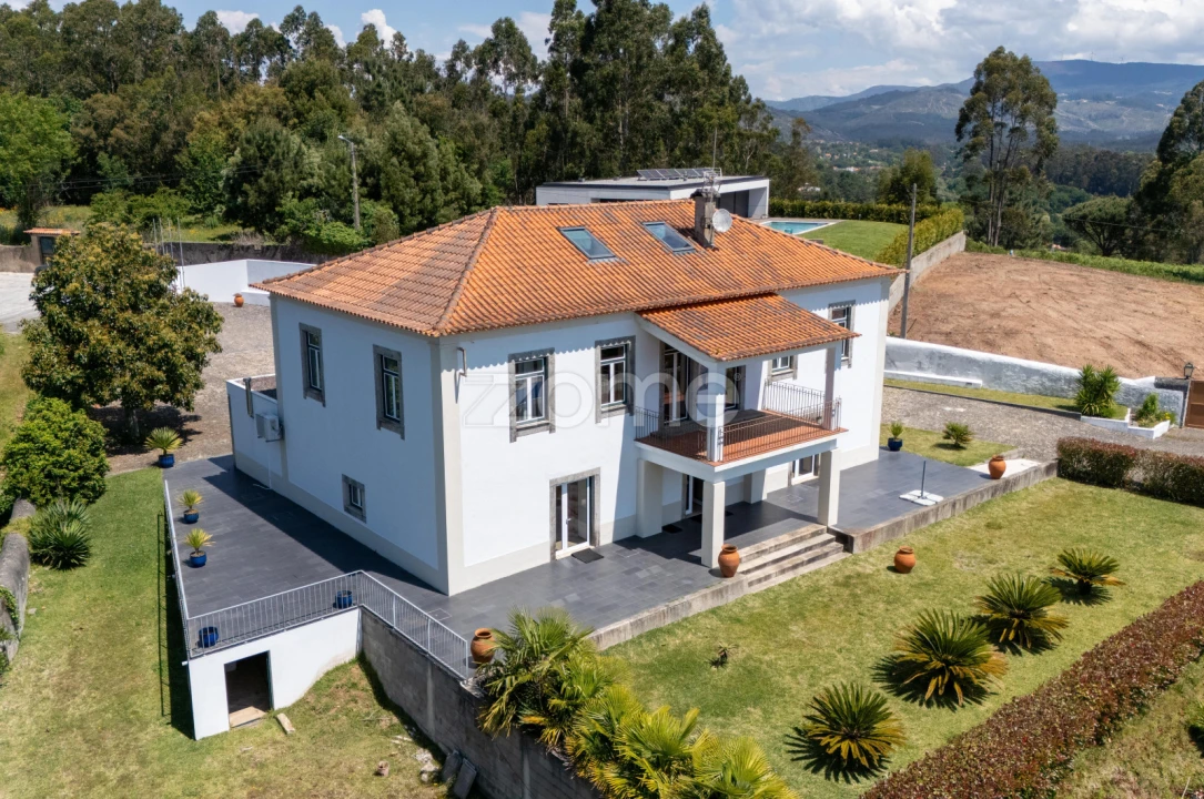 Quinta T12 para Venda em Vilar de Mouros Foto 1