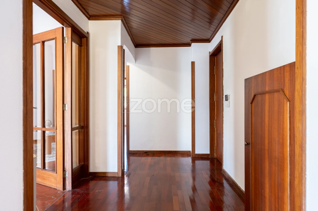 Apartamento T4 para Venda em Bonfim Foto 6