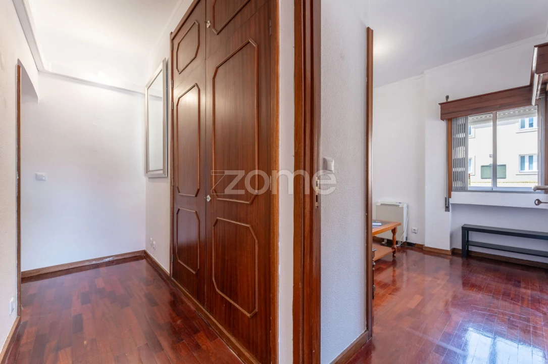 Apartamento T4 para Venda em Bonfim Foto 24