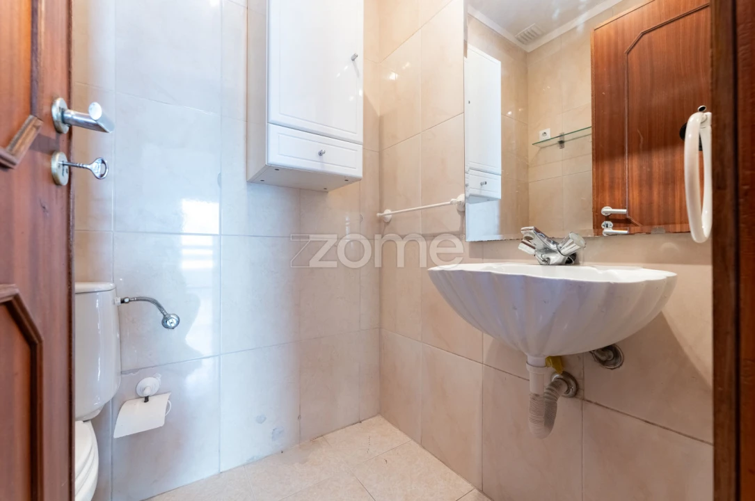 Apartamento T4 para Venda em Bonfim Foto 19