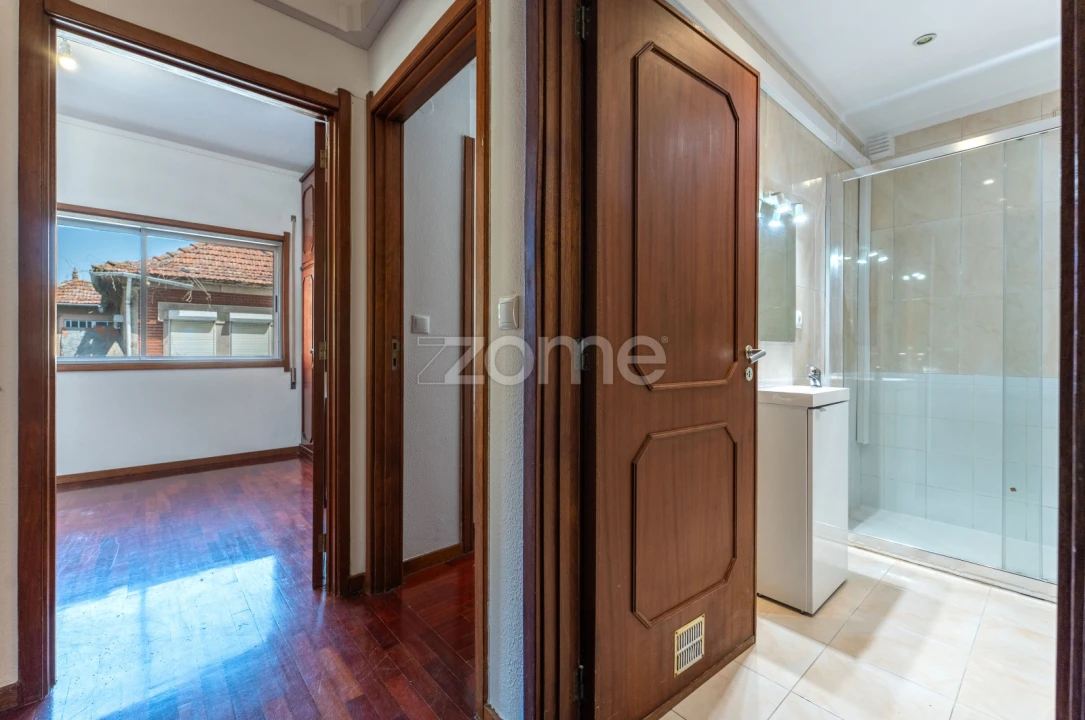 Apartamento T4 para Venda em Bonfim Foto 20