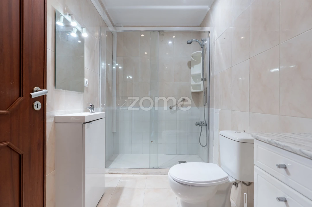 Apartamento T4 para Venda em Bonfim Foto 32