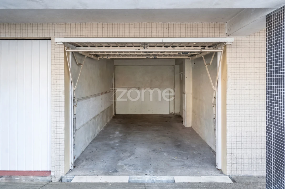 Apartamento T4 para Venda em Bonfim Foto 33
