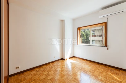 Apartamento T3 para Venda em São Vicente (Braga)
