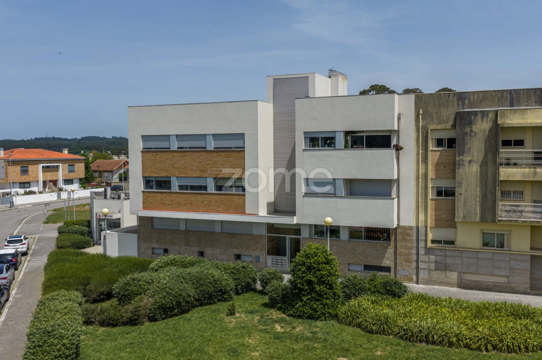 Apartamento T2 para Arrendamento em Castêlo da Maia Foto 19