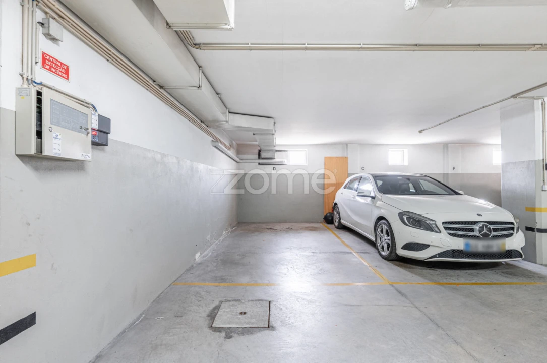 Apartamento T2 para Arrendamento em Castêlo da Maia Foto 16
