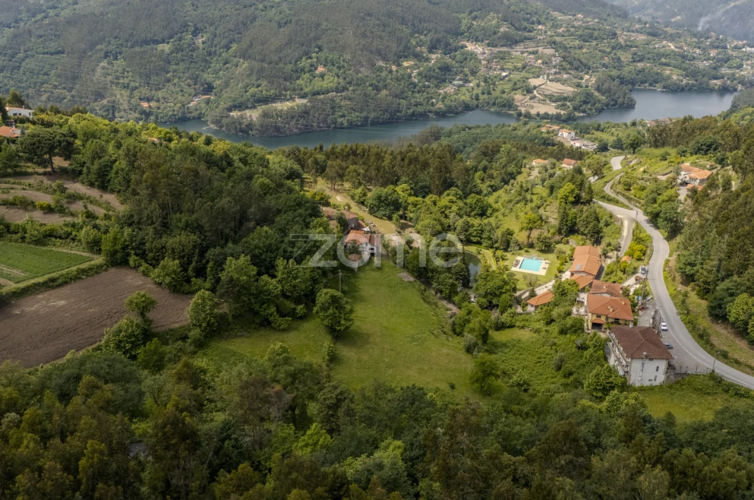 Moradia T9 para Venda em Caniçada e Soengas Foto 42