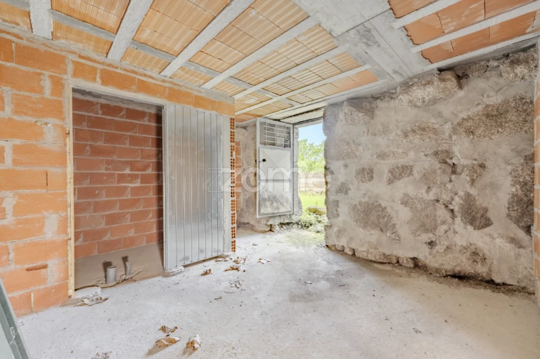 Moradia T9 para Venda em Caniçada e Soengas Foto 72