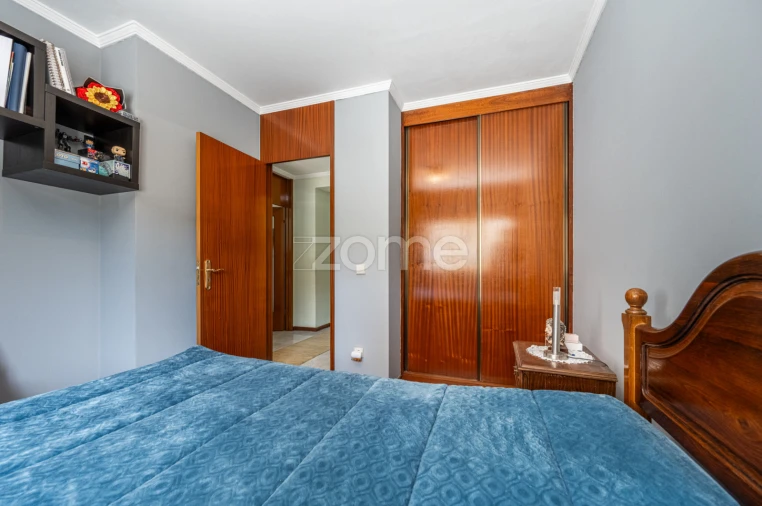 Apartamento T2 para Venda em Fânzeres e São Pedro da Cova Foto 13