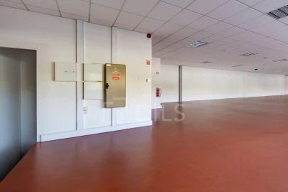 Loja para Arrendamento em Alverca do Ribatejo e Sobralinho