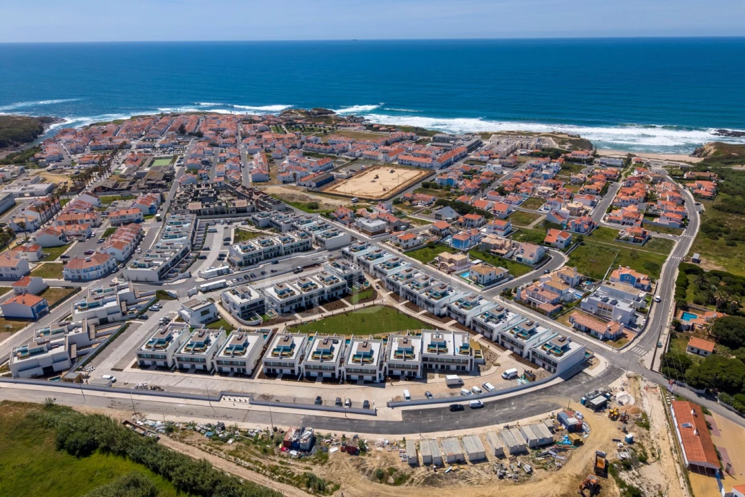 Apartamento T2 para Venda em Sines Foto 14