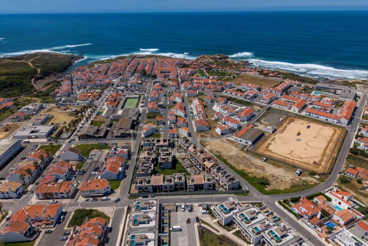 Apartamento T2 para Venda em Sines Foto 17