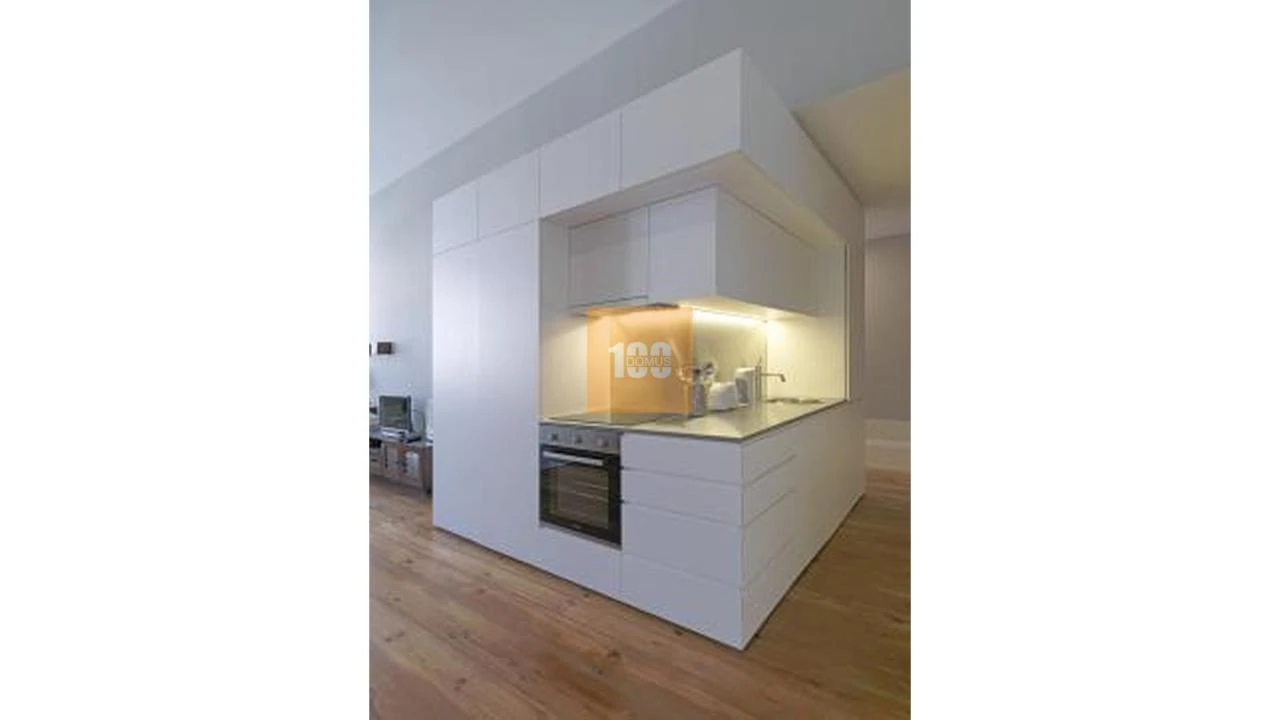 Apartamento T1 para Venda em Cedofeita, Santo Ildefonso, Sé, Miragaia, São Nicolau e Vitória Foto 4