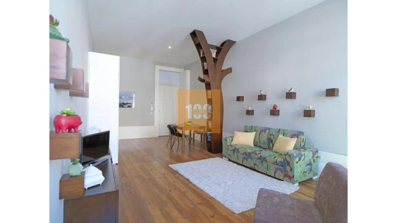 Apartamento T1 para Venda em Cedofeita, Santo Ildefonso, Sé, Miragaia, São Nicolau e Vitória Foto 2