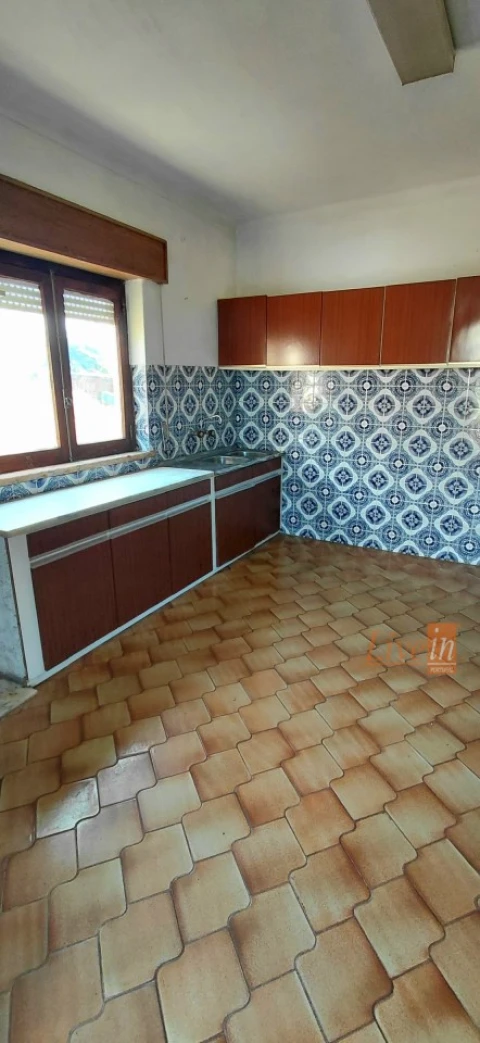 Moradia T2 para Venda em Ota