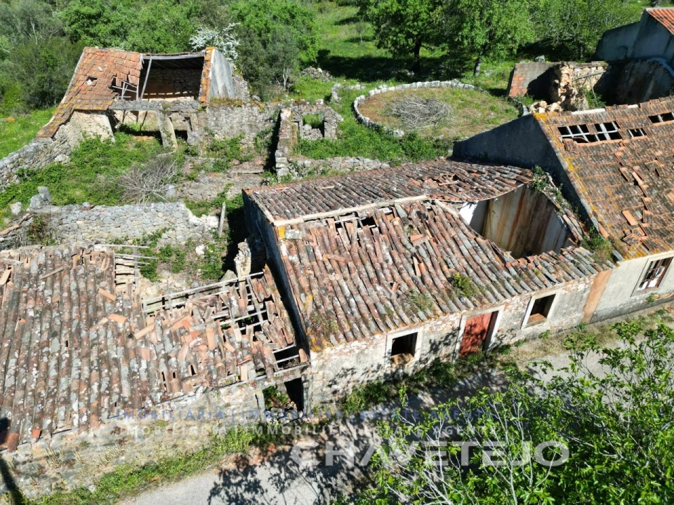 Moradia T2 para Venda em Além da Ribeira e Pedreira Foto 14