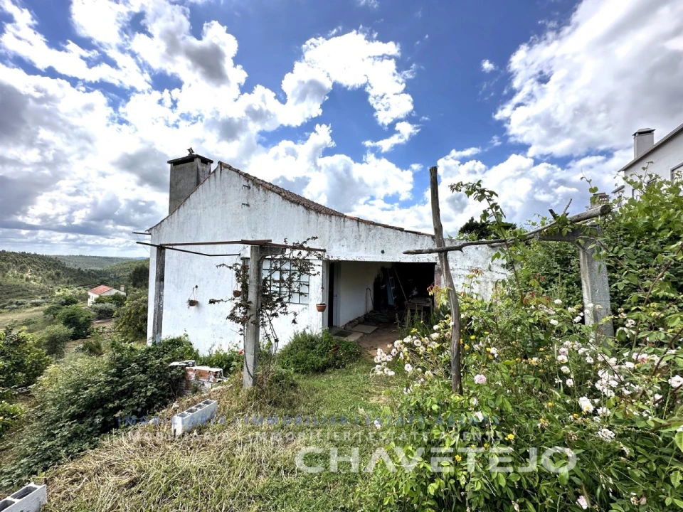 Quinta T3 para Venda em Vila de Rei Foto 3