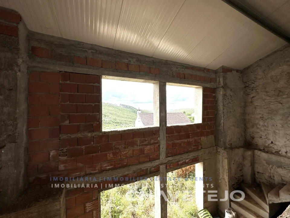 Quinta T3 para Venda em Vila de Rei Foto 37