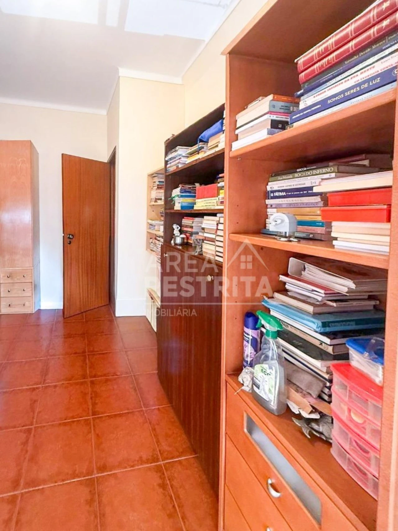 Apartamento T1 para Venda em Seixal, Arrentela e Aldeia de Paio Pires Foto 16