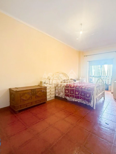 Apartamento T1 para Venda em Seixal, Arrentela e Aldeia de Paio Pires