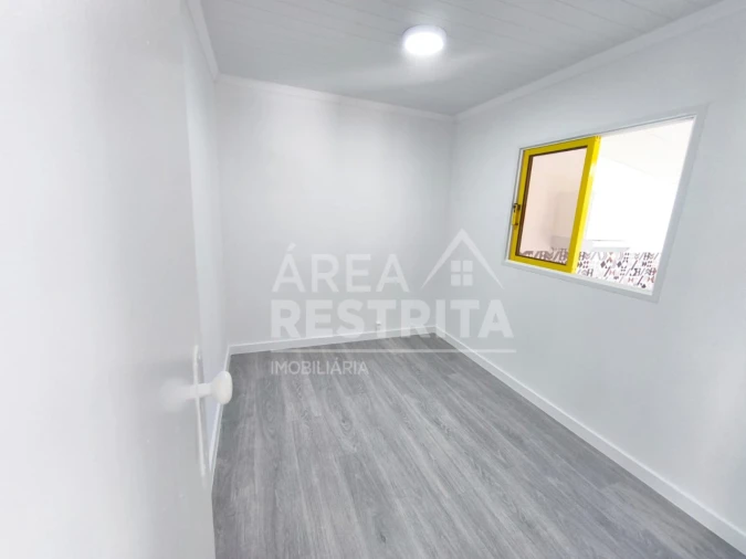 Moradia T2 para Venda em Fernao Ferro Foto 4