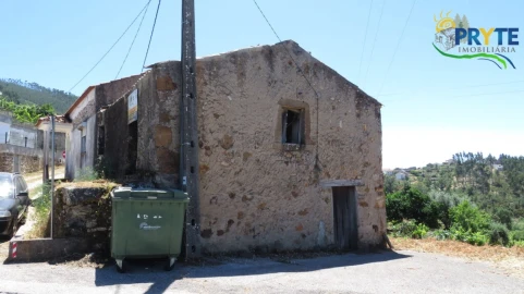 Moradia para Venda em Cernache do Bonjardim, Nesperal e Palhais