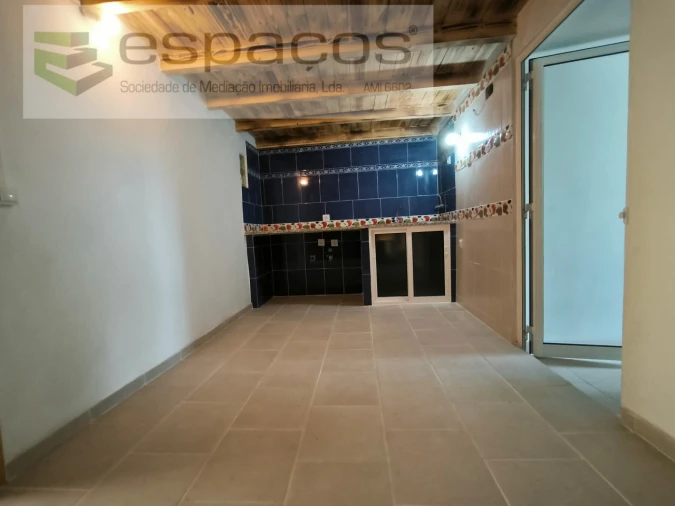 Moradia T2 para Venda em Salgueiro do Campo Foto 5