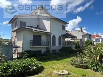 Moradia T6 para Venda em Castelo Branco