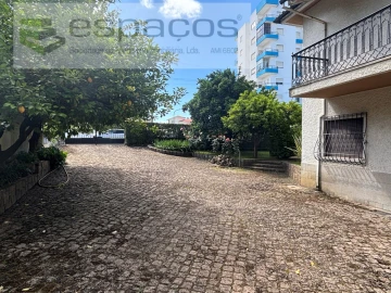 Moradia T6 para Venda em Castelo Branco