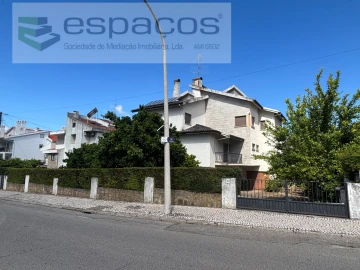 Moradia T6 para Venda em Castelo Branco