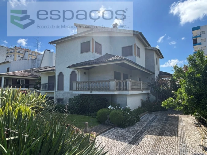 Moradia T6 para Venda em Castelo Branco Foto 7