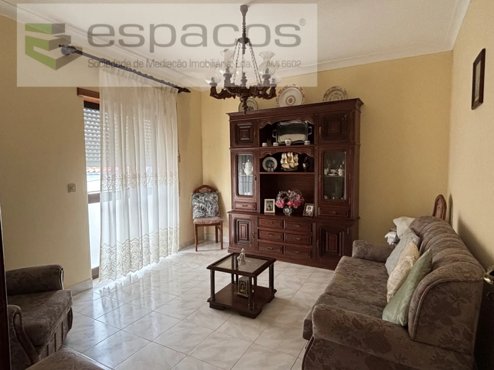 Moradia T3 para Venda em Rosmaninhal Foto 7
