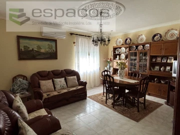 Moradia T3 para Venda em Rosmaninhal