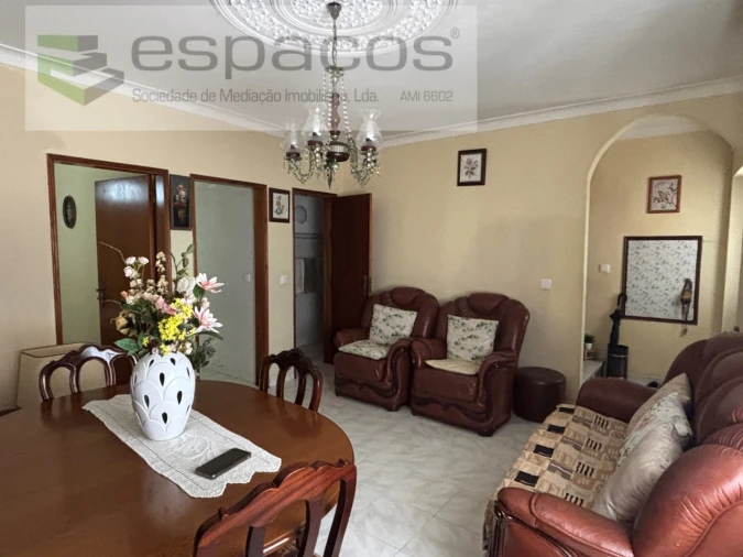 Moradia T3 para Venda em Rosmaninhal Foto 3