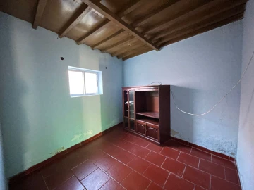 Moradia T2 para Venda em Bunheiro
