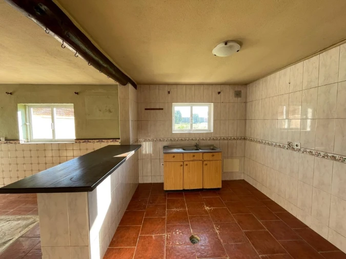 Moradia T2 para Venda em Bunheiro Foto 3