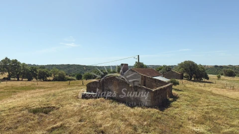 Terreno Misto para Venda em São Francisco da Serra