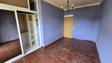 Apartamento T4 para Venda em Seixal, Arrentela e Aldeia de Paio Pires
