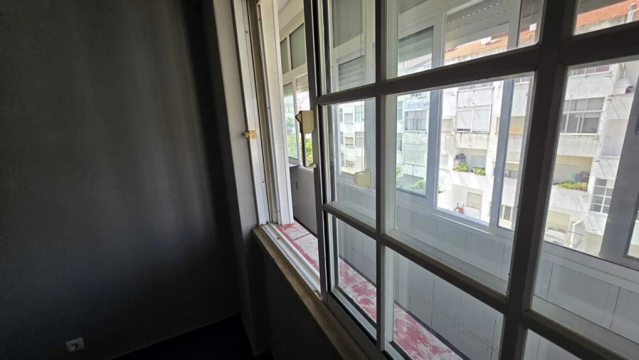 Apartamento T4 para Venda em Seixal, Arrentela e Aldeia de Paio Pires Foto 11