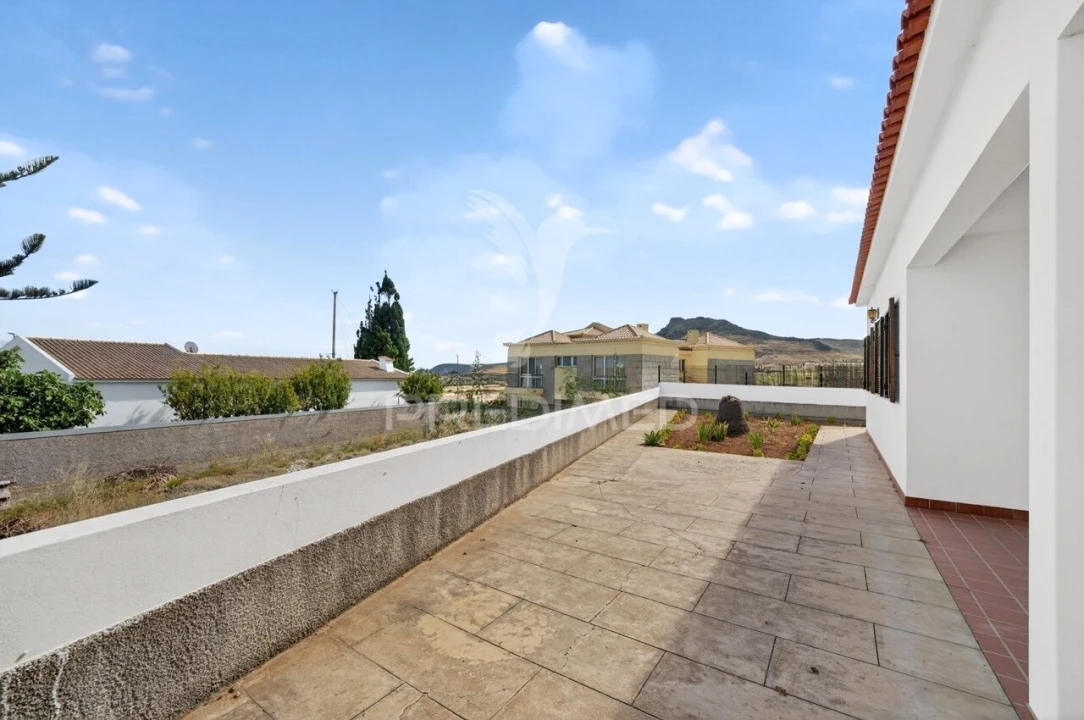 Moradia T4 para Venda em Porto Santo Foto 30